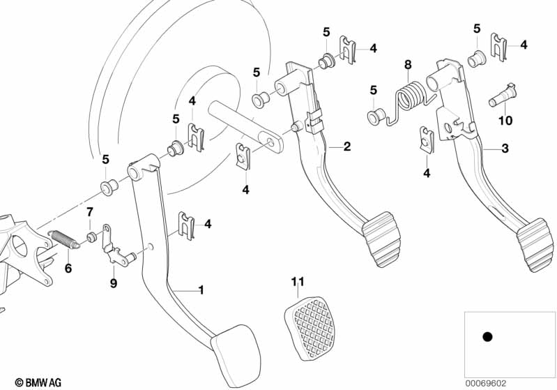 Pedals supporting bracket/brake pedal