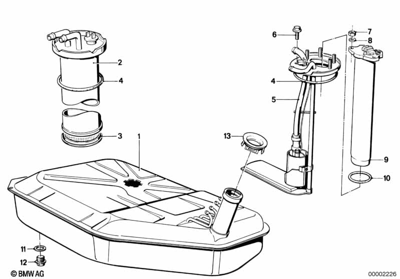 Fuel tank/fuel feed