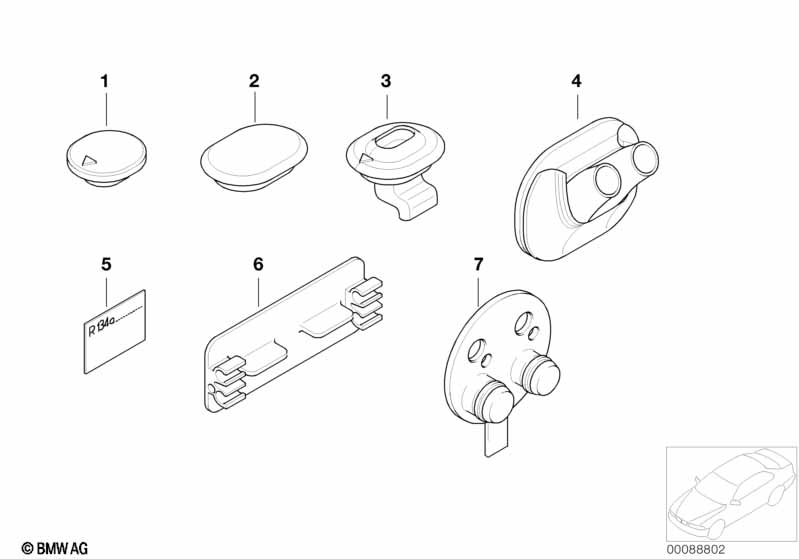 Diverse small parts