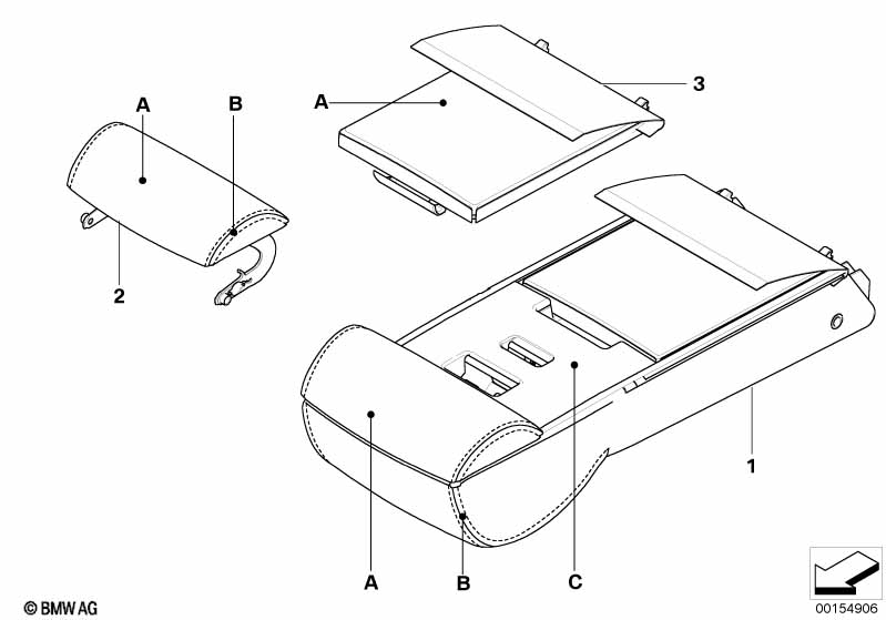 Individual armrest of rear sports seat