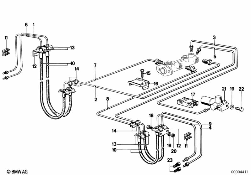 Front brake pipe / mounting