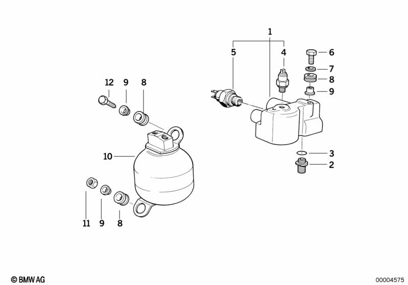 Pressure regulator/pressure accumulator