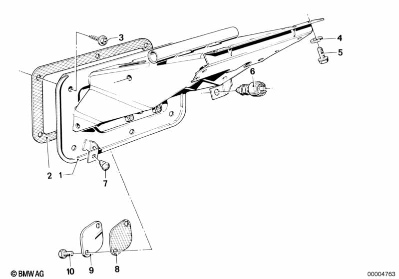Pedals-supporting bracket