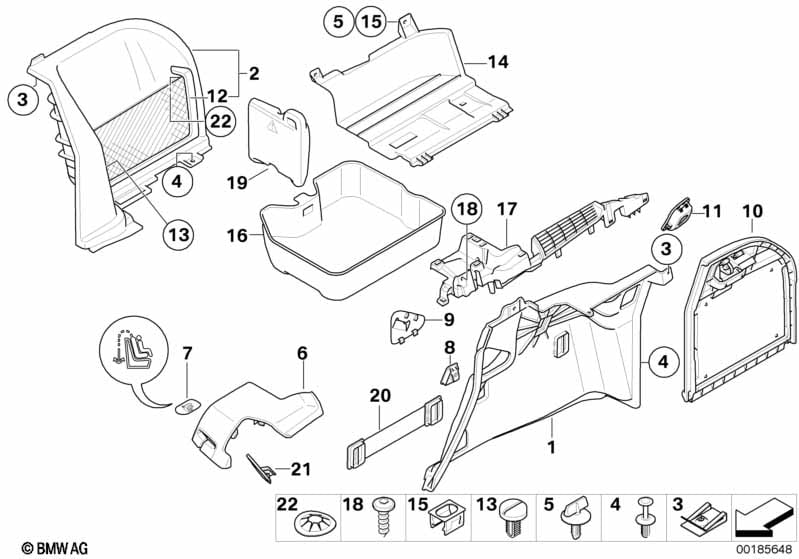 Lateral trunk floor trim panel