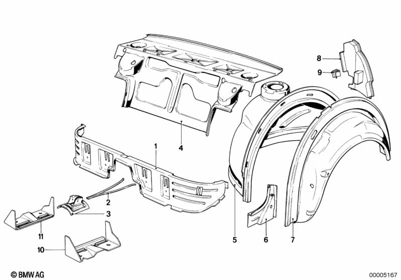 Partition trunk/wheel housing
