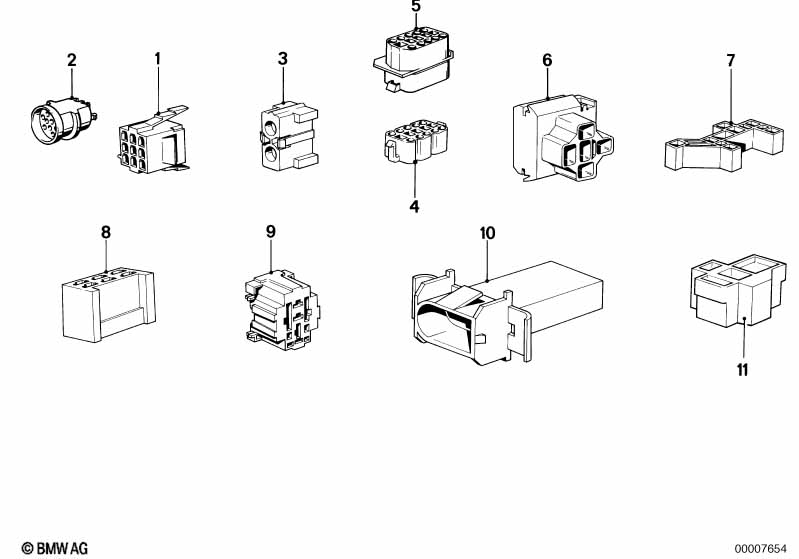 Plug housing