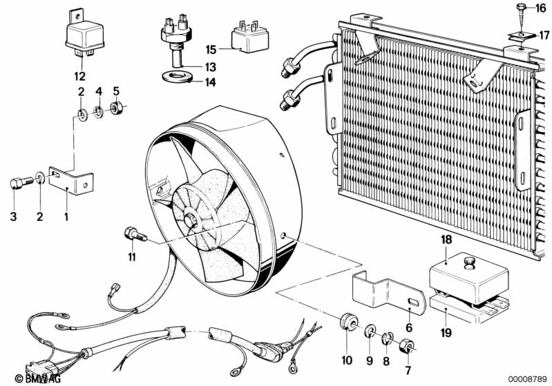 Air condit.condenser and mounting parts
