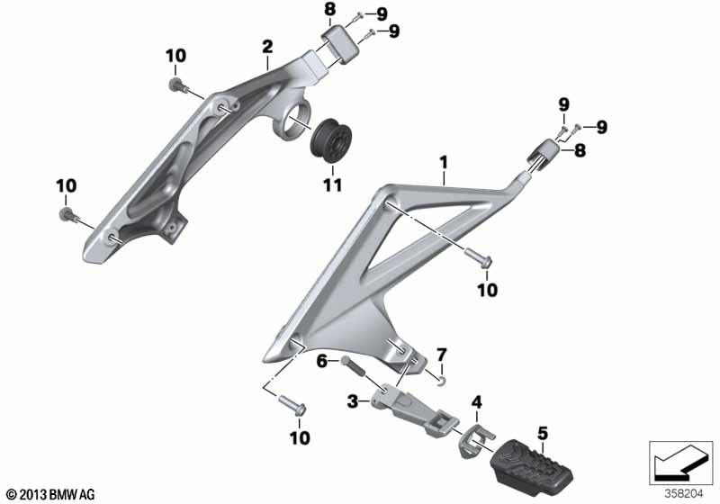 Rear footrests