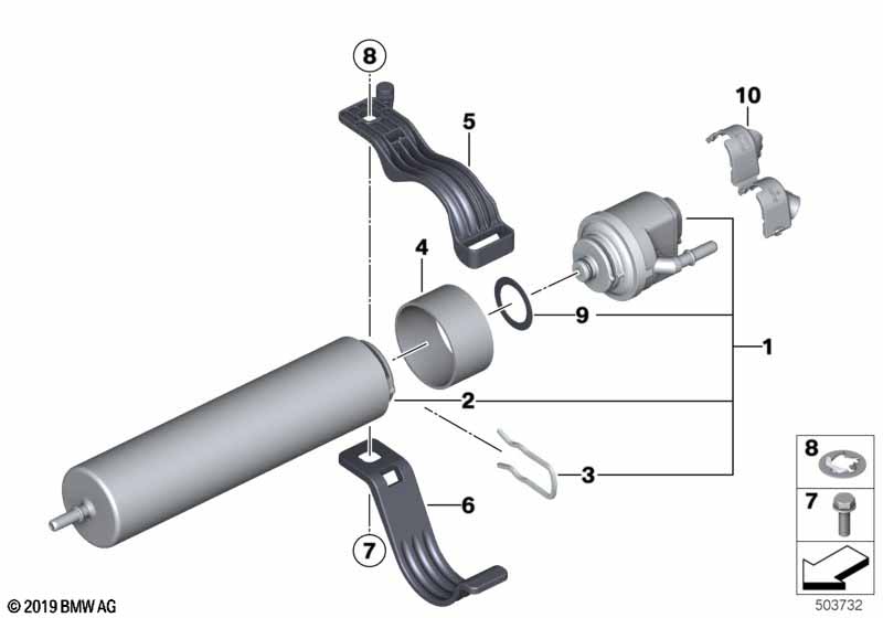 Fuel strainer with heating