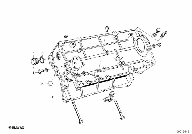 Engine housing