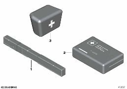 WARNING TRIANGLE/FIRST AID KIT/-CUSHION diagram for BMW 4 Series G22 Coupé M440dX