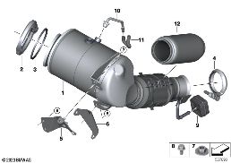 ENGINE-SIDE CATALYTIC CONVERTER