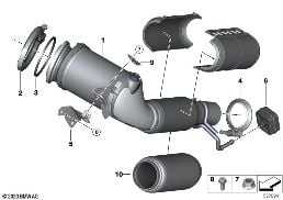 ENGINE-SIDE CATALYTIC CONVERTER